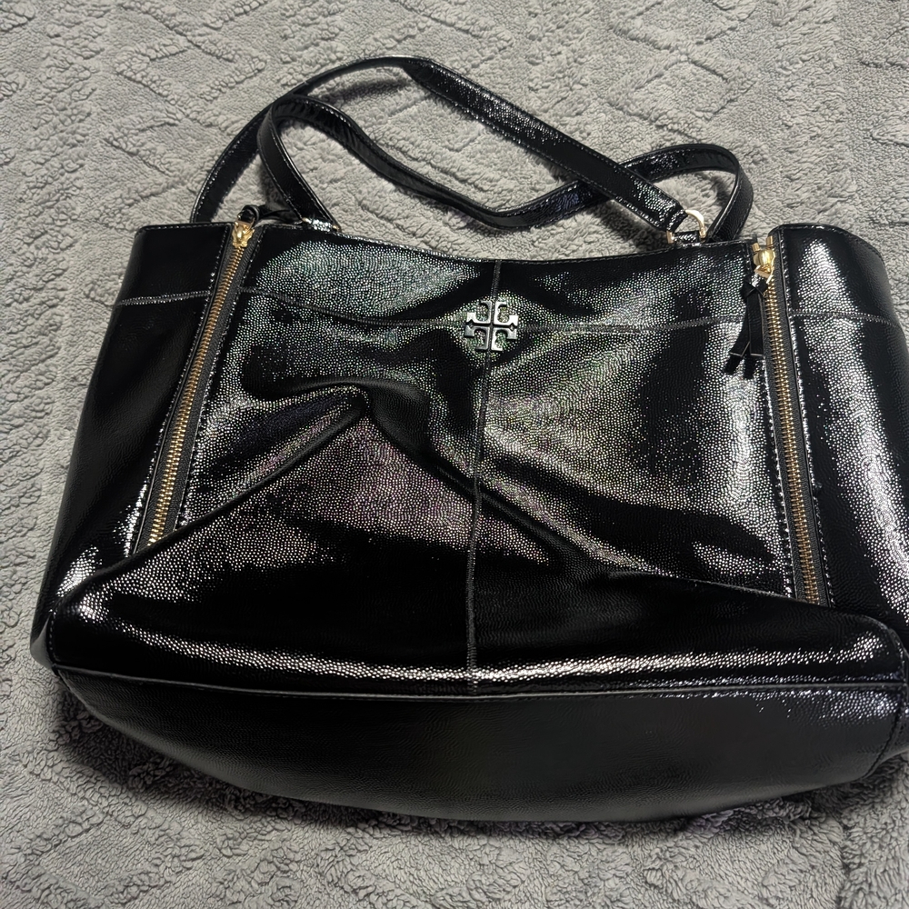 Tory Burch Ivy Patent Luxury Leather Expandable  Shimmering Black Shoulder Bag